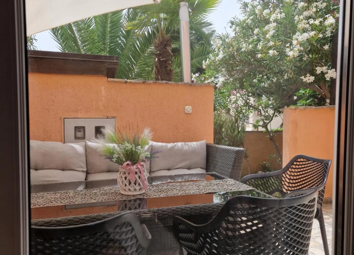 Aurelia Apartments, Vir Apartment