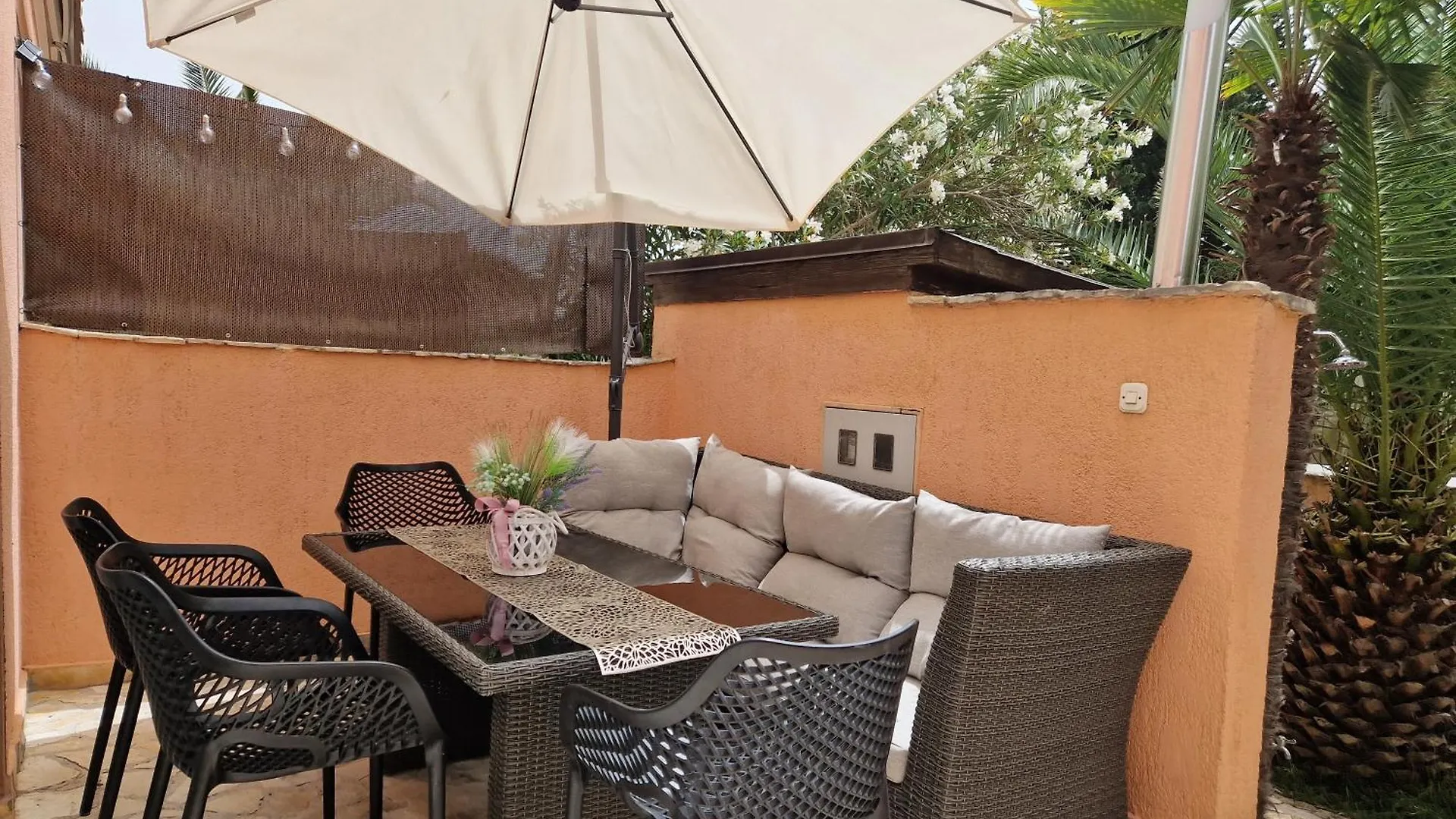 Apartment Aurelia Apartments, Vir