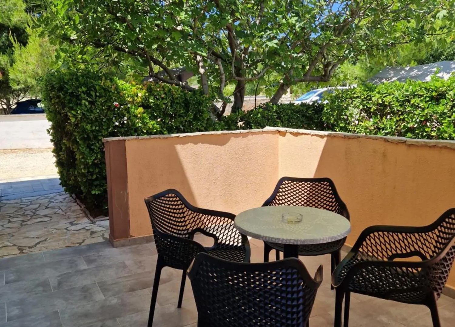 Aurelia Apartments, Vir Apartment