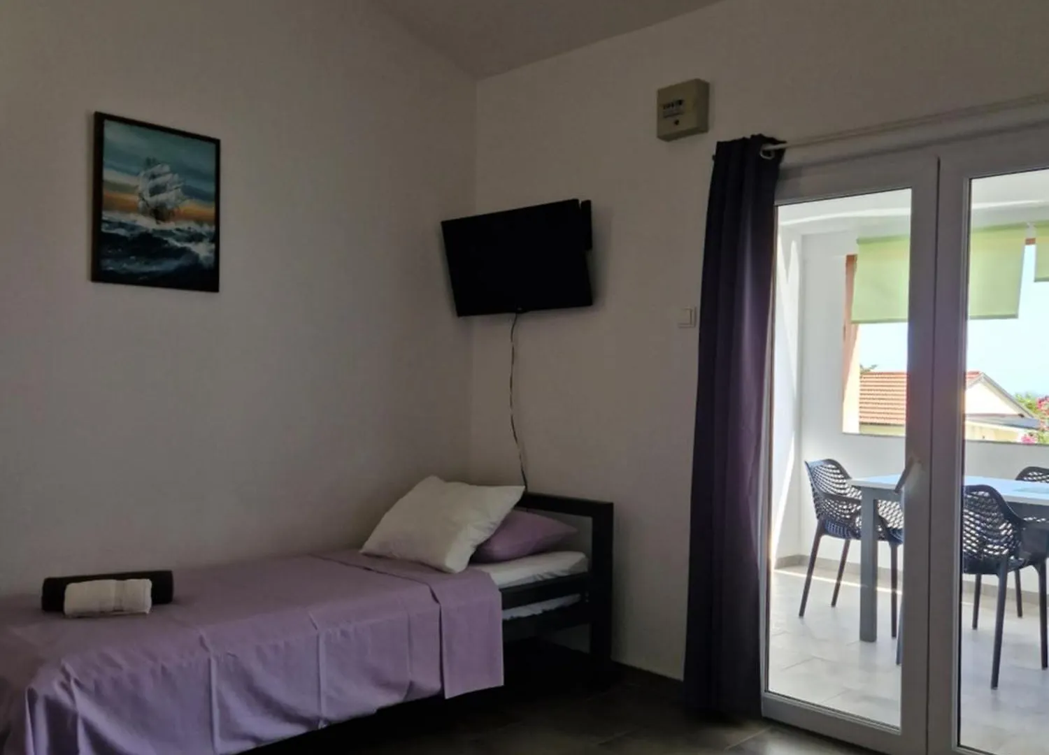 Aurelia Apartments, Vir 0*,