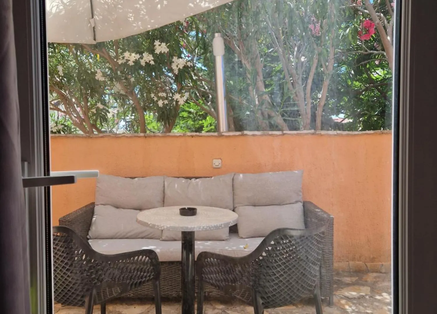Aurelia Apartments, Vir Apartment